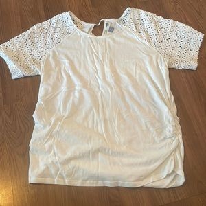 Old Navy maternity blouse